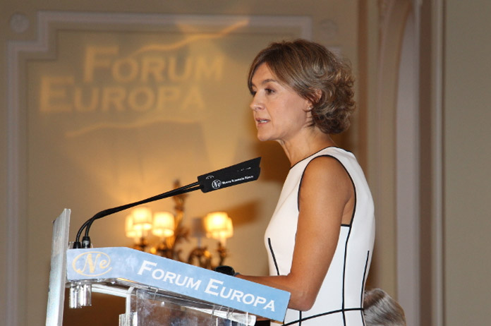 Isabel Garcia Tejerina en el Fórum Europa de Nueva Economía