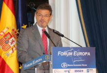 Que viene, que viene. El ministro Catalá. Rafael Catalá en el Fórum Europa