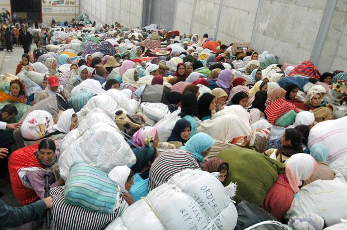 Porteadoras, ratas, mulas en la imprecisa frontera de Ceuta y Melilla