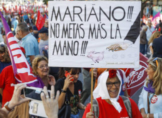 Jubilar a Rajoy mariano-no-metas-mas-la-mano