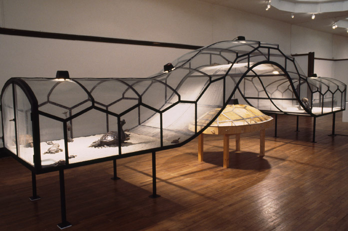 El arte "perverso". FOTO: Huang Yong Ping Theater of the World, 1993.