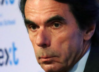 Error de Albert, adiós a Rajoy y… hablaron Aznar y Rosiñol Error de Albert, adiós a Rajoy y… hablaron Aznar y Rosiñol