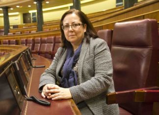 Crítica fundada a la ministra de Justicia María Jesús Moro, autora del artículo, en su escaño del Congreso. FOTO: Confilegal