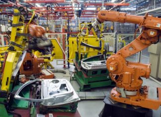 ¿Robots destruyen empleo?