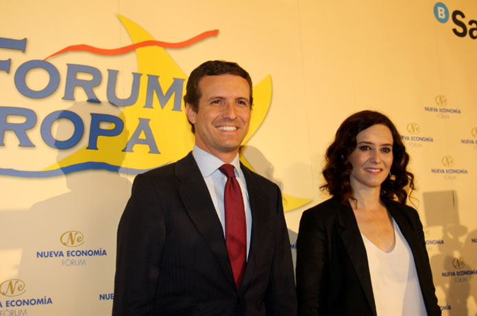 Casado y Díaz Ayuso en el Fórum Europa. Foto: Nueva Economía Fórum