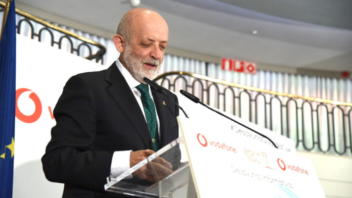 Felix Azón