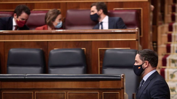 La abstención de Vox: ¿salvavidas, responsabilidad o ambas?