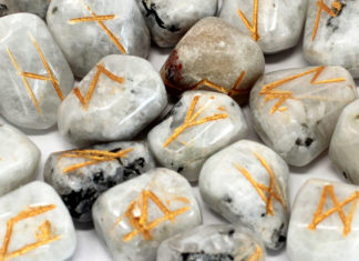 Urnas en Cataluña, y runas