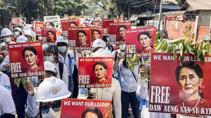free-aung