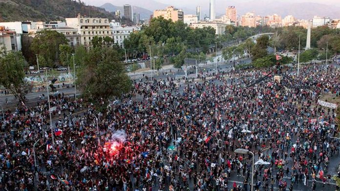 Chile se pone en manos de independientes