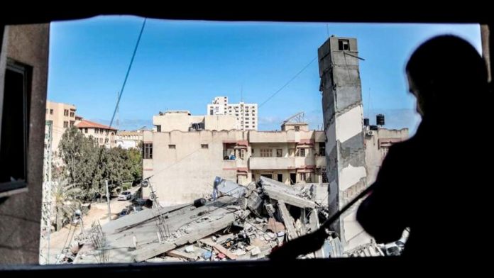 Revista a las murallas después de la batalla