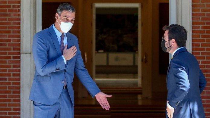 Los ‘indepes’ piden la mano y el Gobierno les da el brazo Los ‘indepes’ piden la mano y el Gobierno les da el brazo