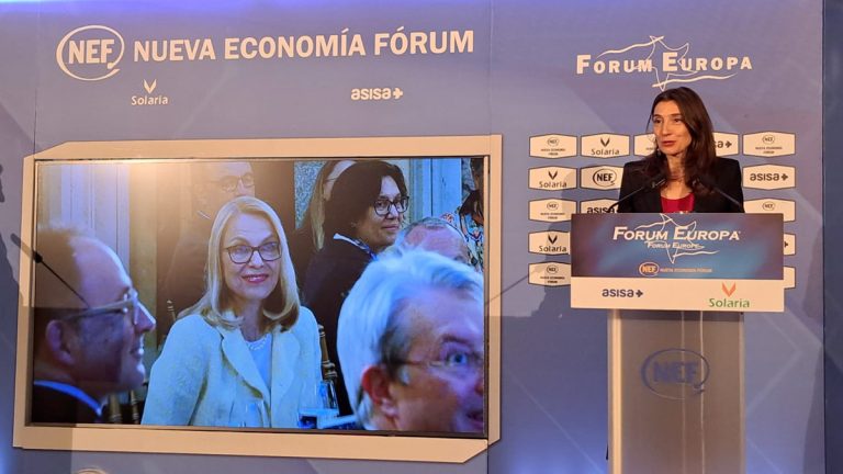 En voz baja, Alemania