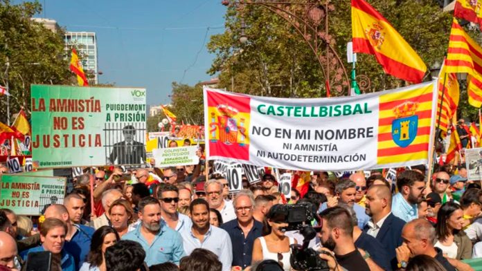 amnistia-no-es-justicia Pretenden amnistía en contra el del estado de derecho y de la voluntad popular.