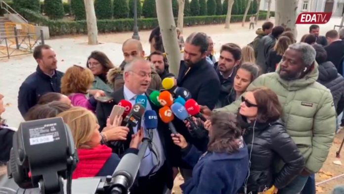 El abogado de HazteOir comparece ante los medios tras la comparencia judicial de Aldama El abogado de HazteOir comparece ante los medios tras la comparencia judicial de Aldama
