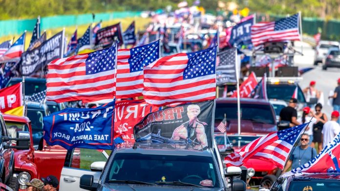 Seguidores de Donald Trump Seguidores de Donald Trump en West Palm Beach, Florida | CRISTOBAL HERRERA - ULASHKEVICH | Agencia EFE