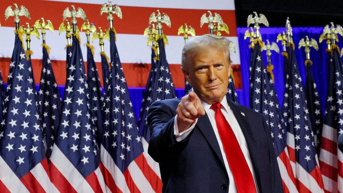 trump-senalando